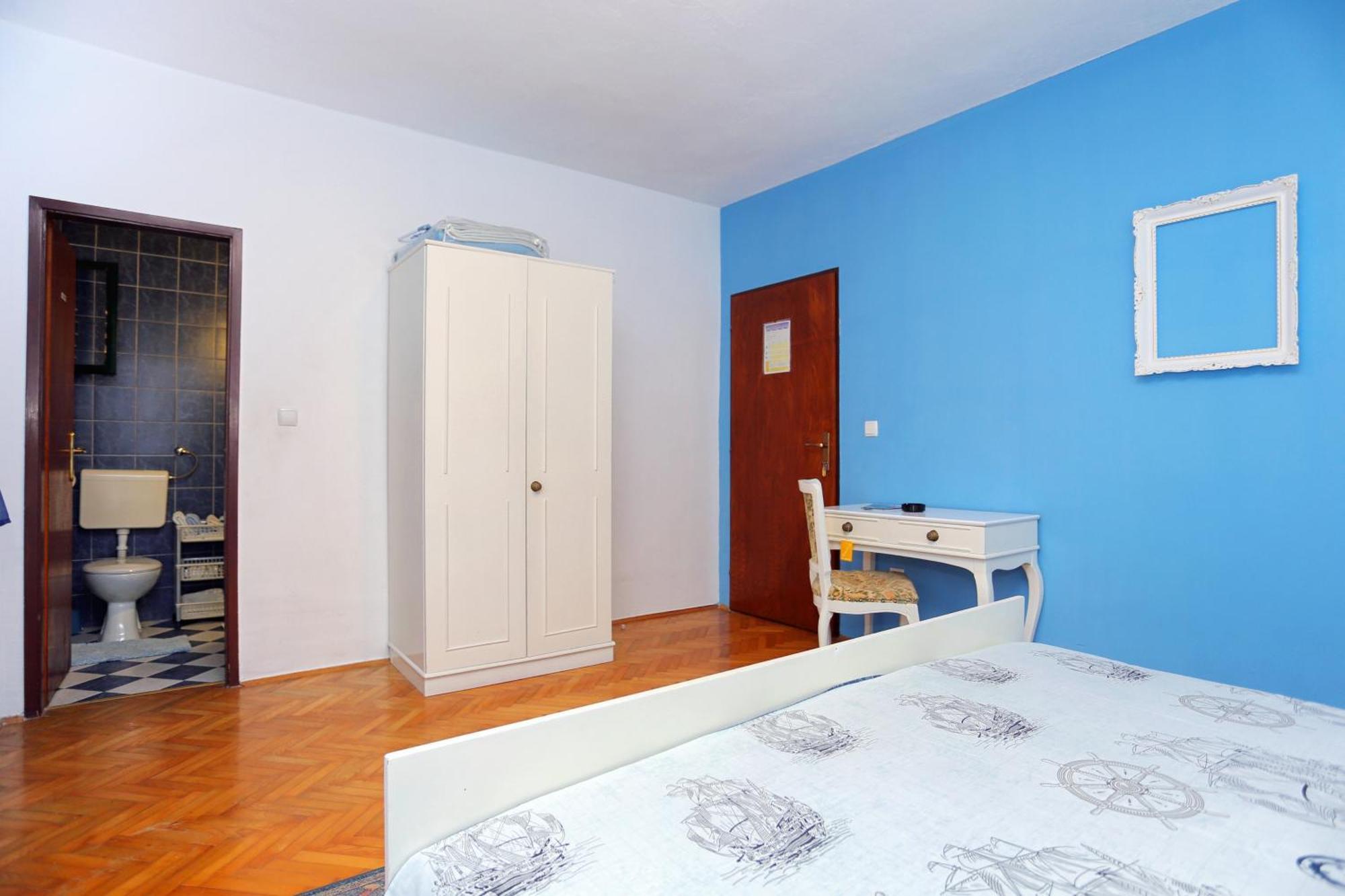 Apartments And Rooms With Parking Space Makarska - 18028 Room photo